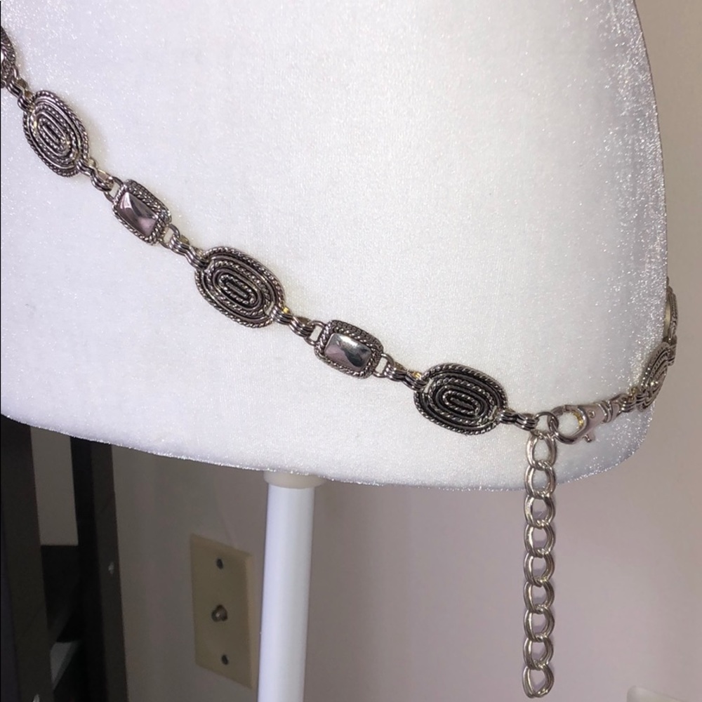 Silver chain link belt